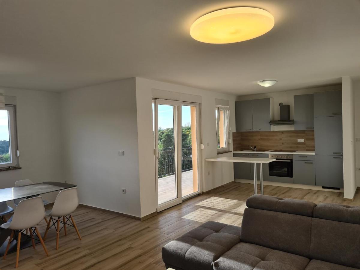 Apartments Patalic Лопар Экстерьер фото