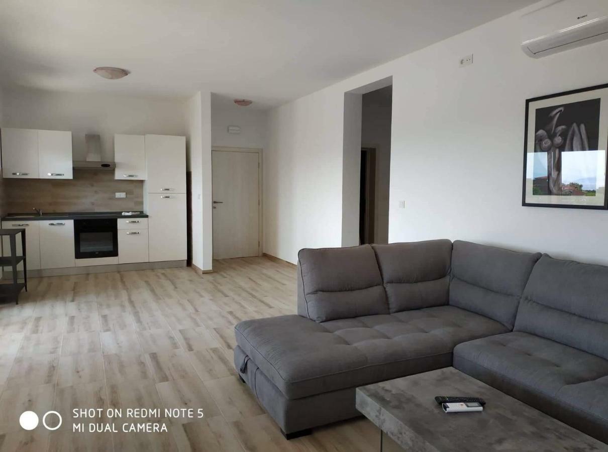 Apartments Patalic Лопар Экстерьер фото